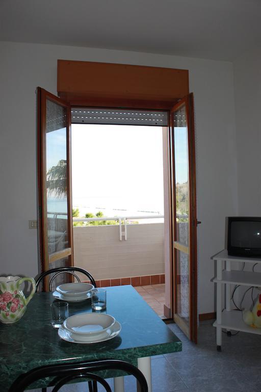 Residence Azzurro Massignano Oda fotoğraf